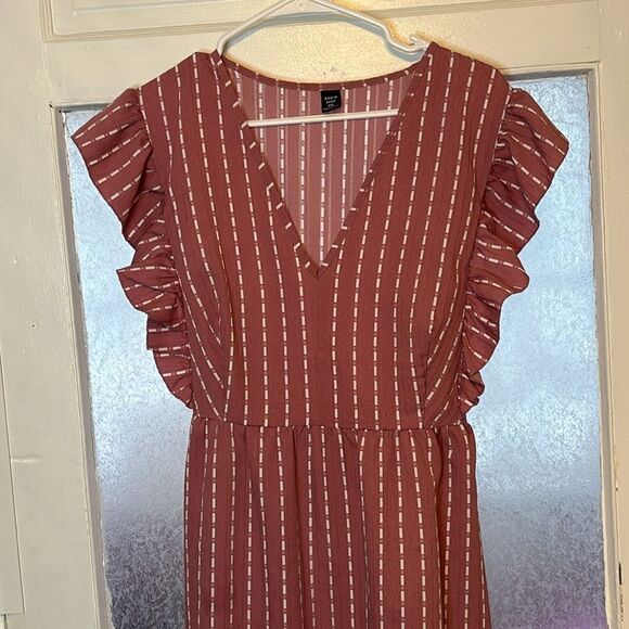 Women’s Dusty Pink and White Ruffle Sleeve Midi Dress with Back Tie Size 2XL - Picture 2 of 5